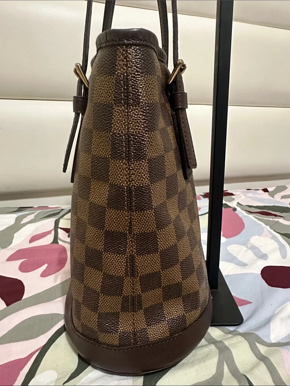 Louis Vuitton Damier Ebene Marais Bucket Bag with Pouch
